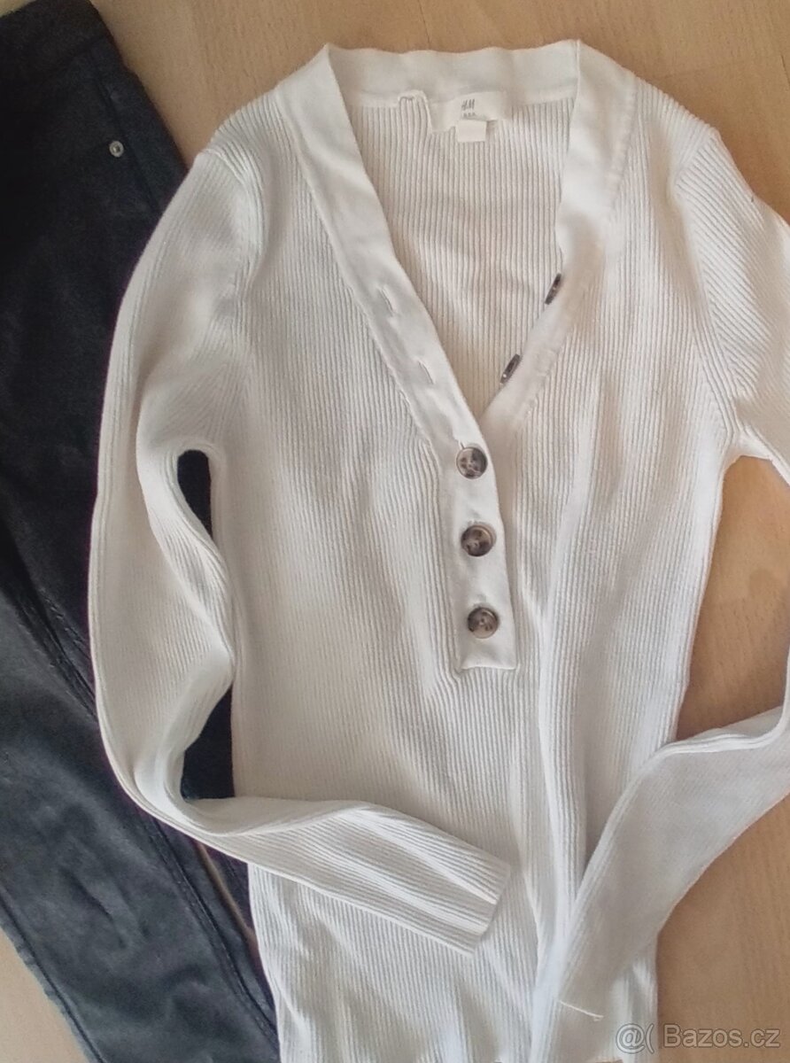 Krásný komplet, jako nový, vel. 38 - 2