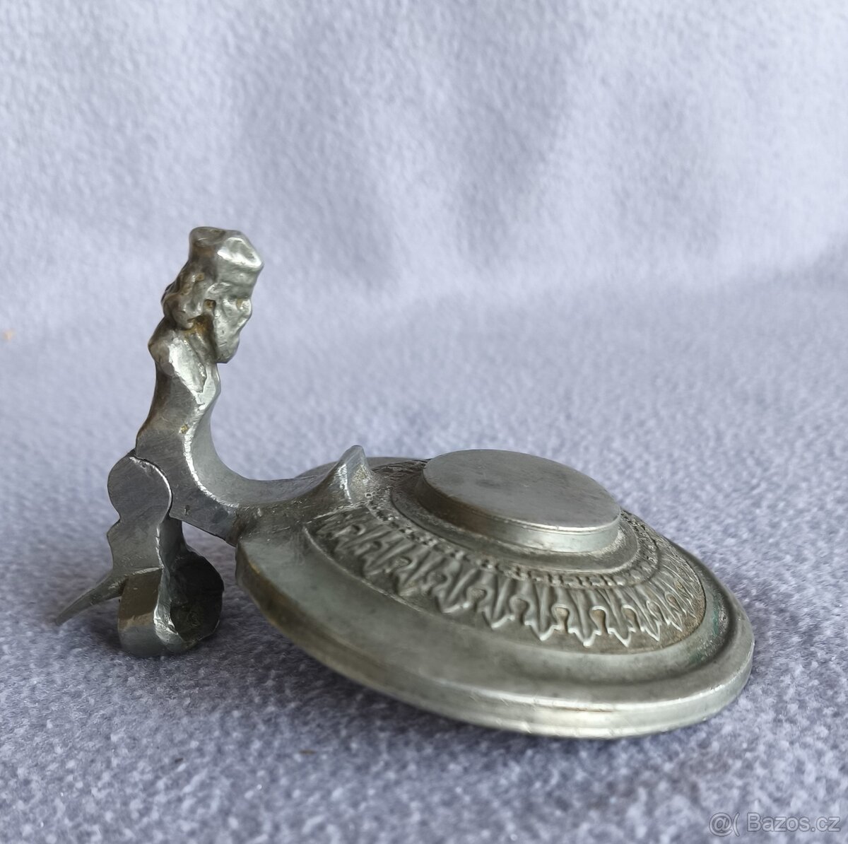 cínové víčko na korbel - 2