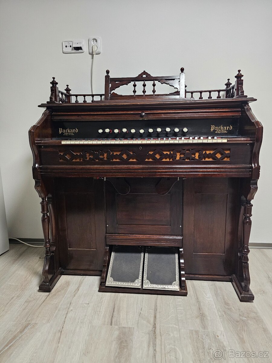 Antique Organ Harmonium - 2
