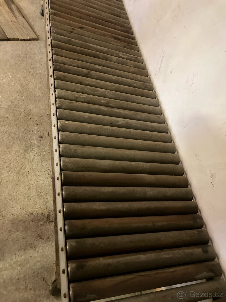 Dopravník válečkový - 2