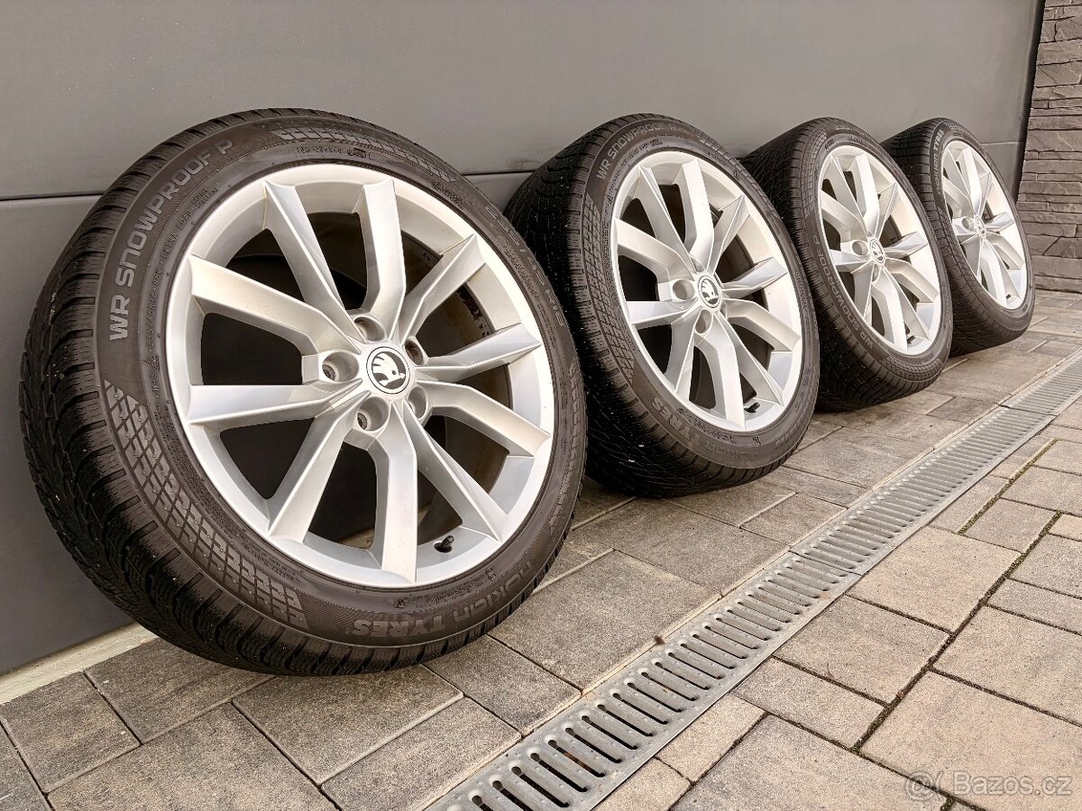 Zimní originál Škoda Superb 235/45 R18 - 2