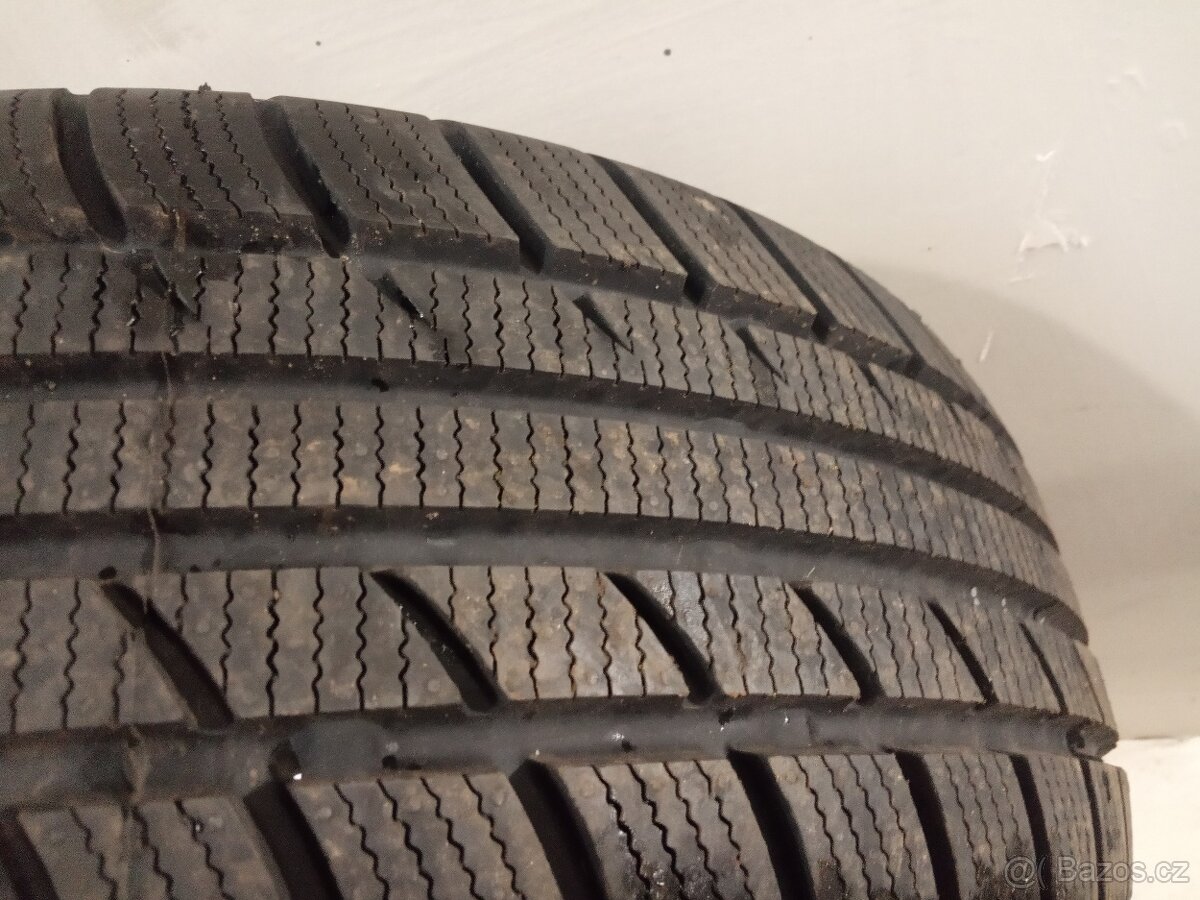 Zimní 205/55/16 205/55 R16 - 2