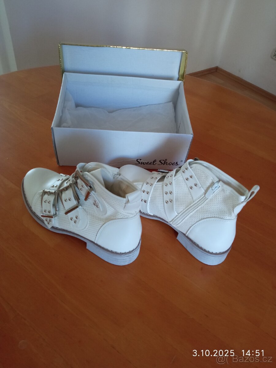 Dámské kotníkové boty 38 - 2