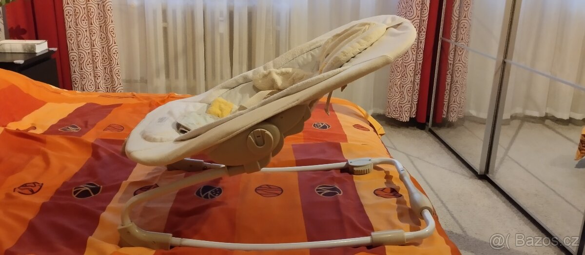 Lehátko/krmítko pro miminko - 2