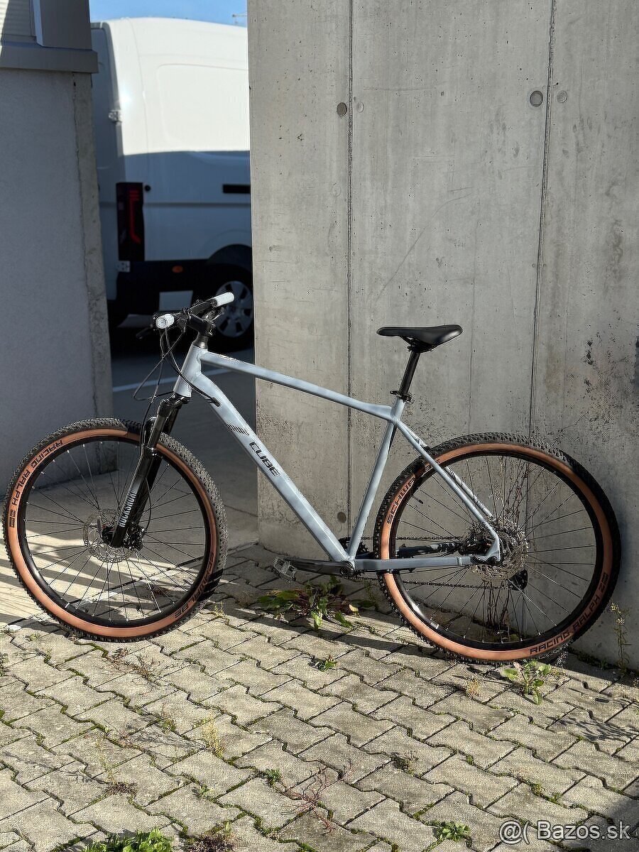 Predám nový bicykel cube v záruke - 2