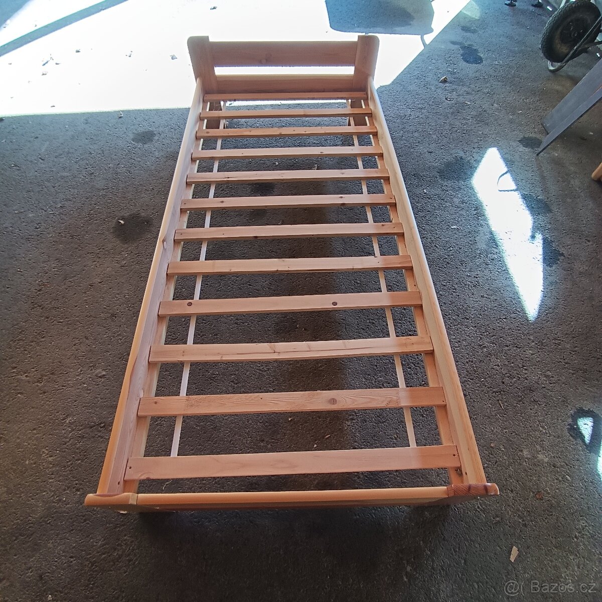 Prodám použité postele - 2