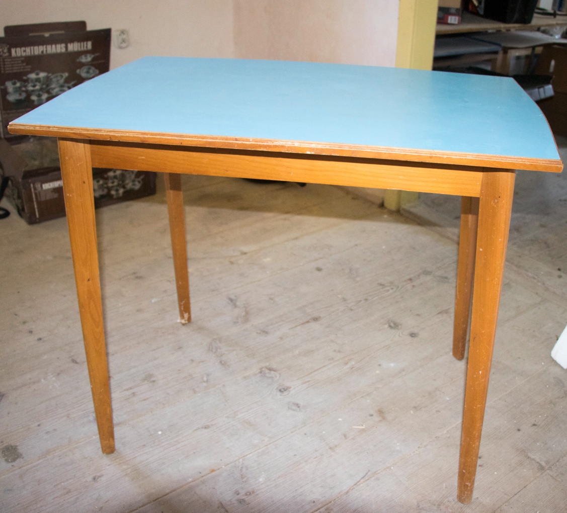 Stylový „retro“ kuchyňský stůl - 2