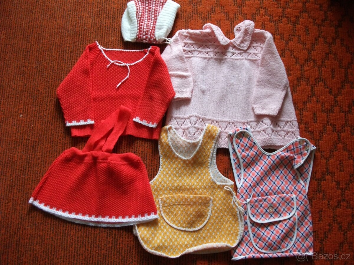 Mix dívčího oblečení vel.6 - 12 měsíců - 2