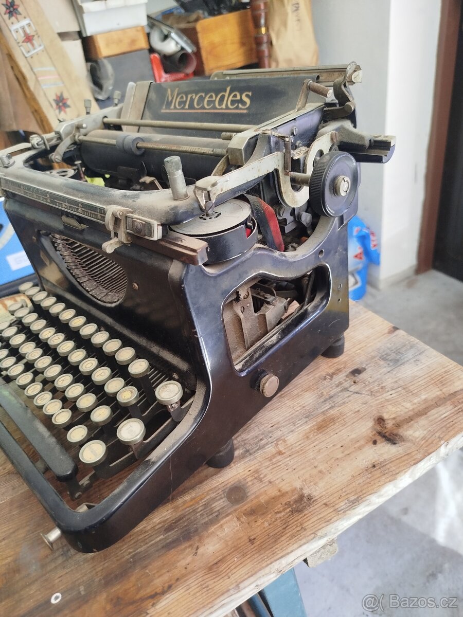 Psací stroj Mercedes - 2