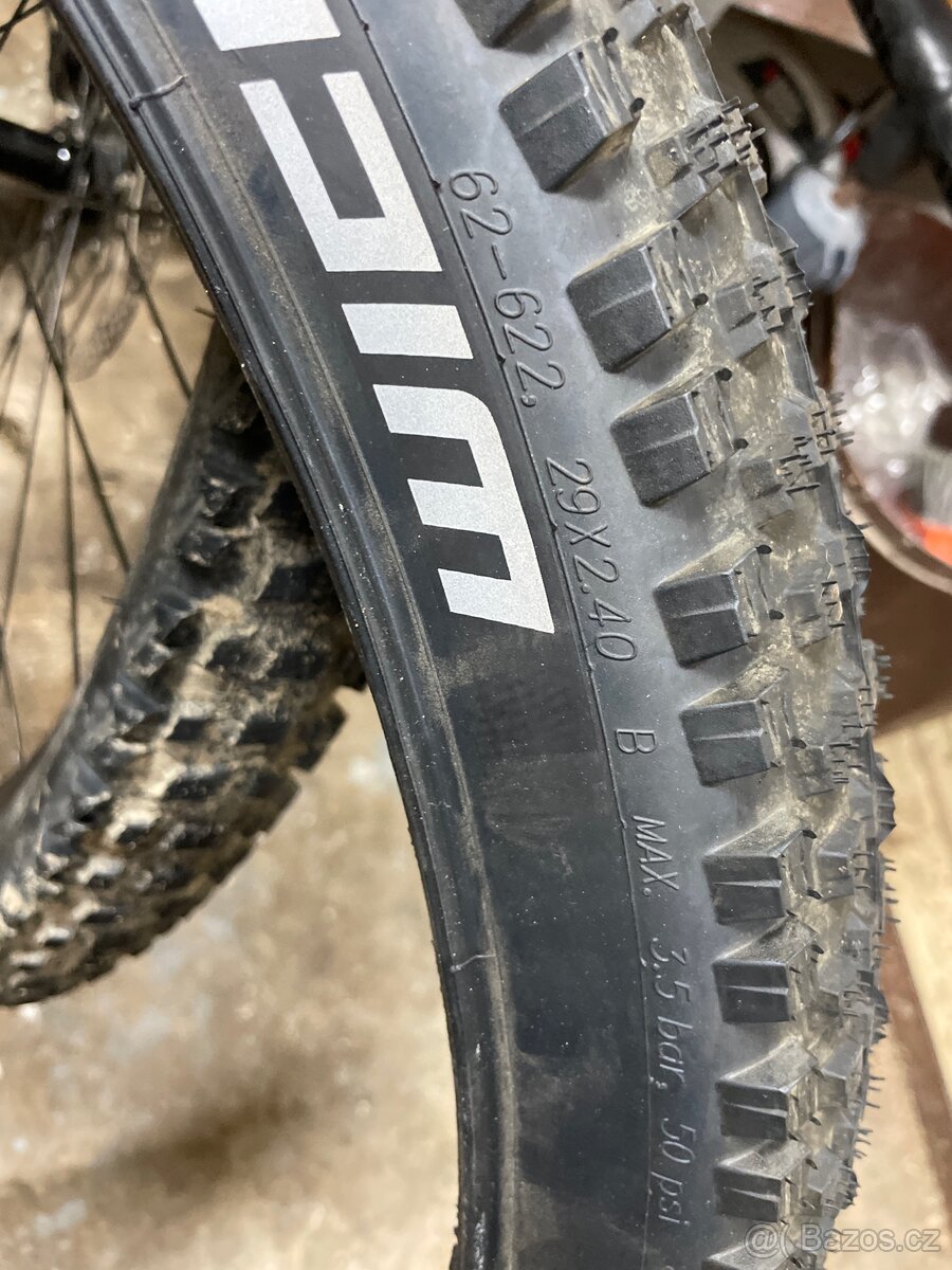 Plast Schwalbe 29x2,4 novy - 2