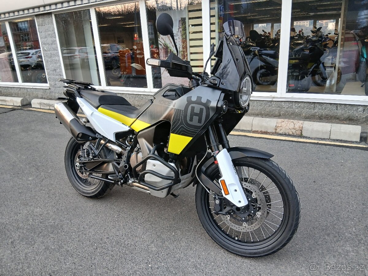 Husqvarna Norden 901 (2022/35500km) - 2