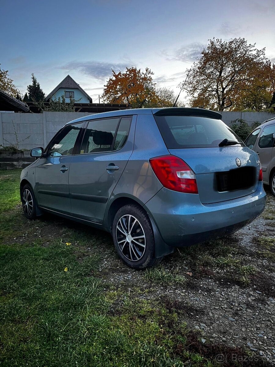 Škoda fabia II - 2