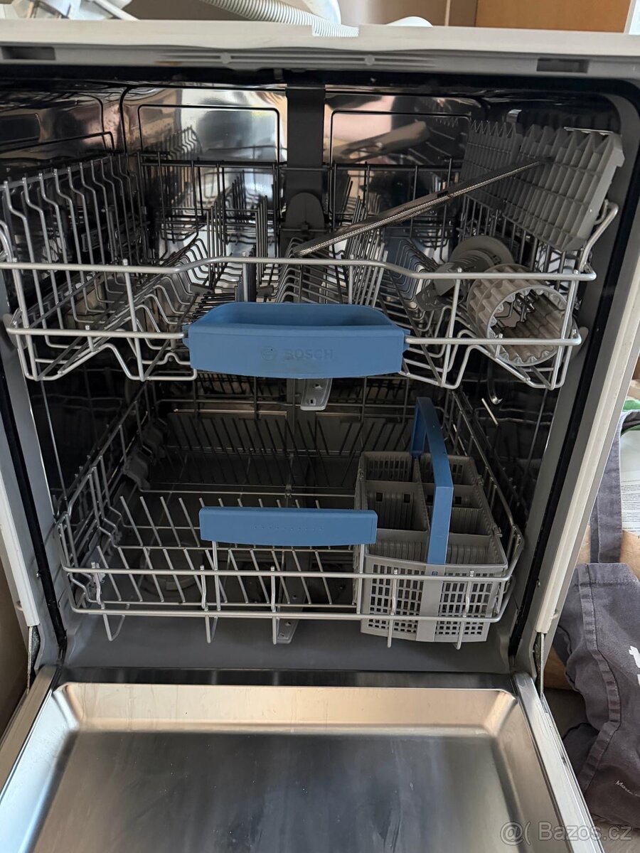 Myčka nadobí Bosch - 2