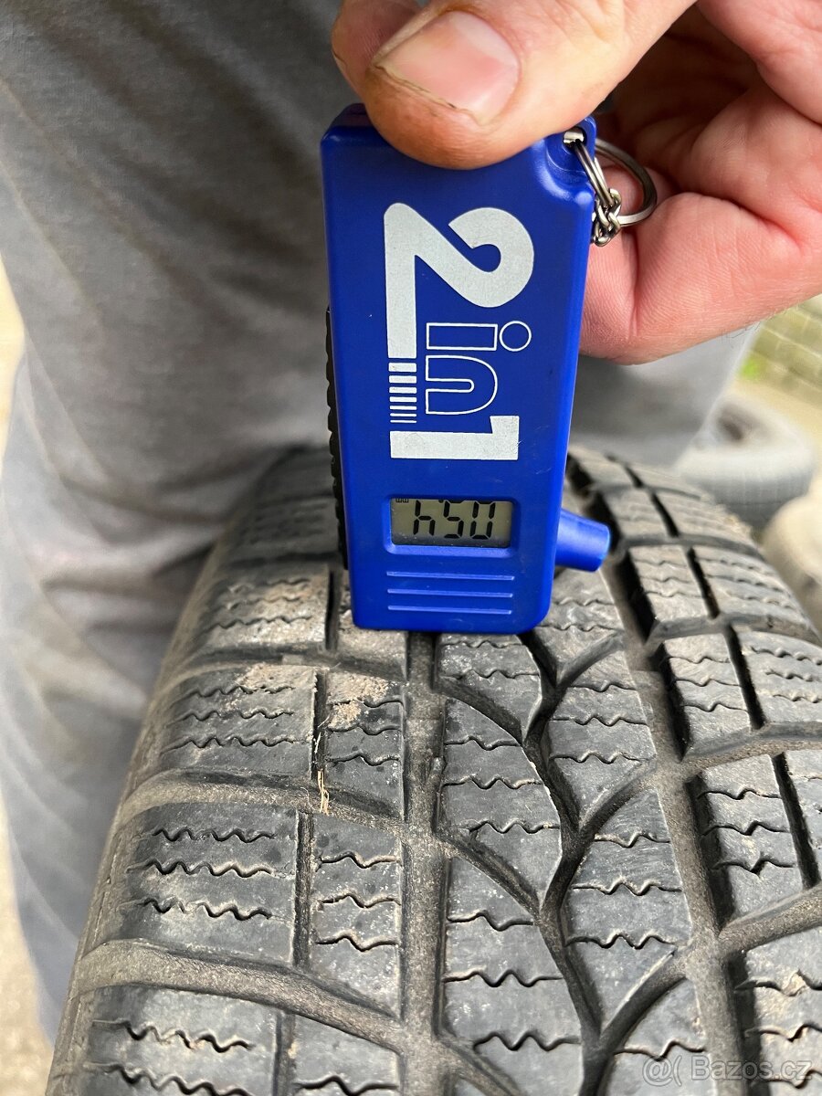 Pneumatiky a disky z Ford fiesta - 2