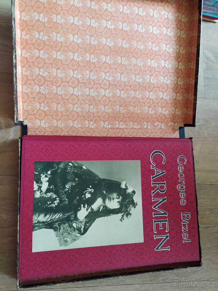 Jakobín, Carmen - 2