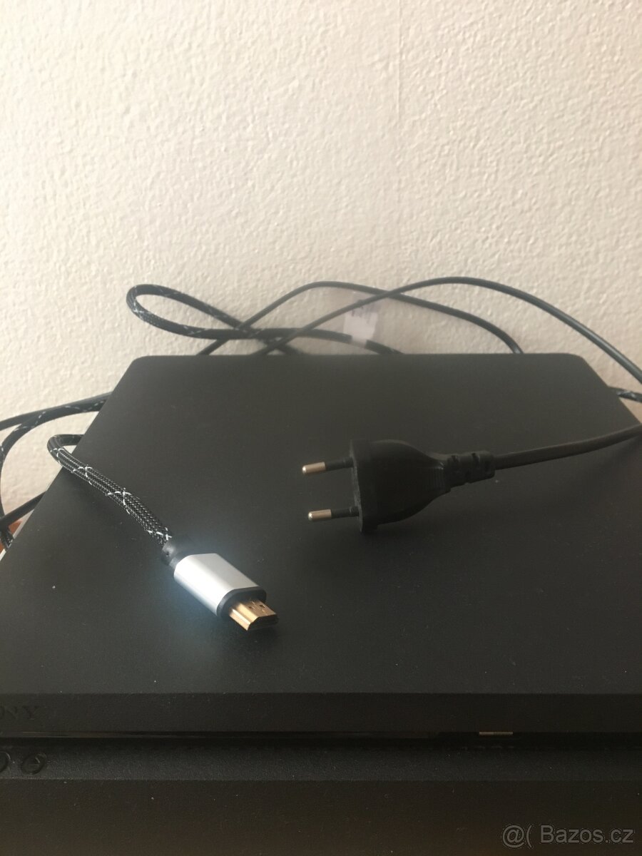 PLAYSTATION 4 top stav - 2