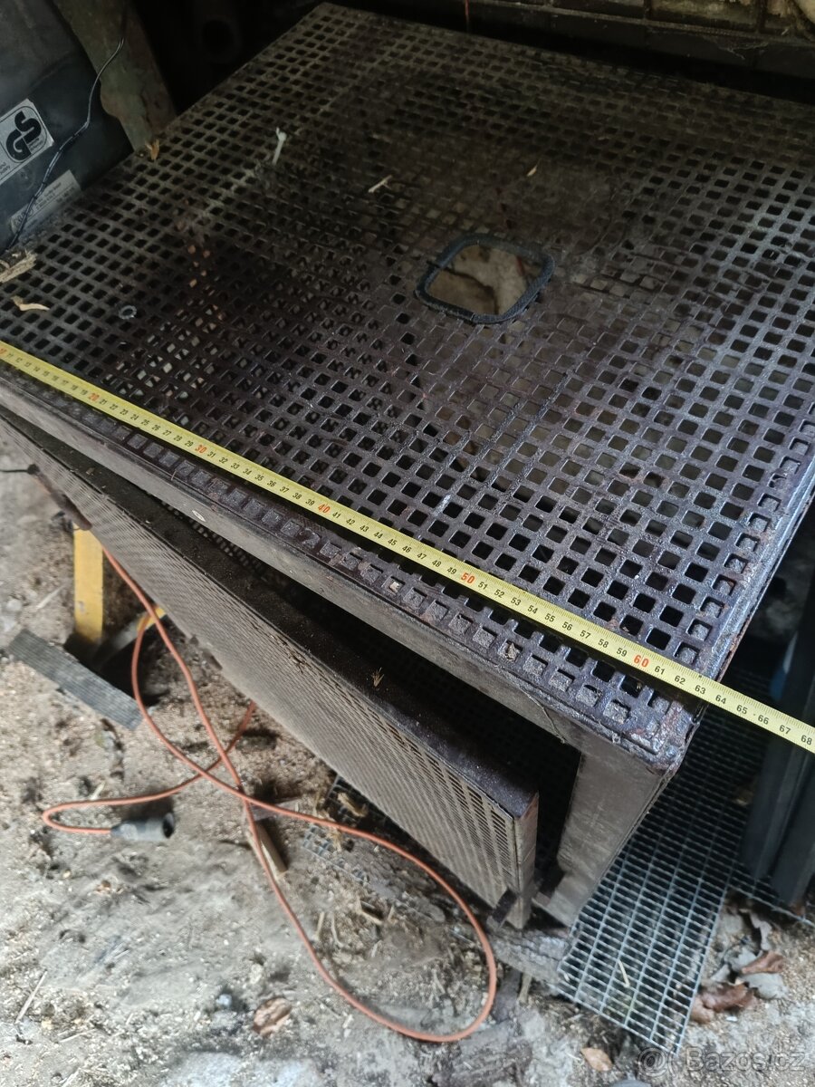 Prodám plechovou masivní bednu - 2