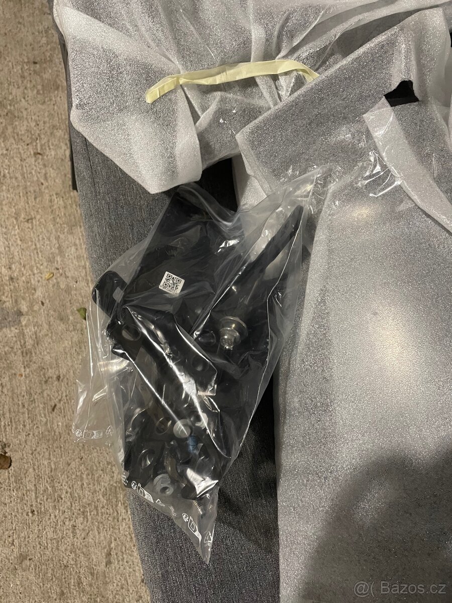 Křídlo hardtopu Ford Ranger 2024 - 2