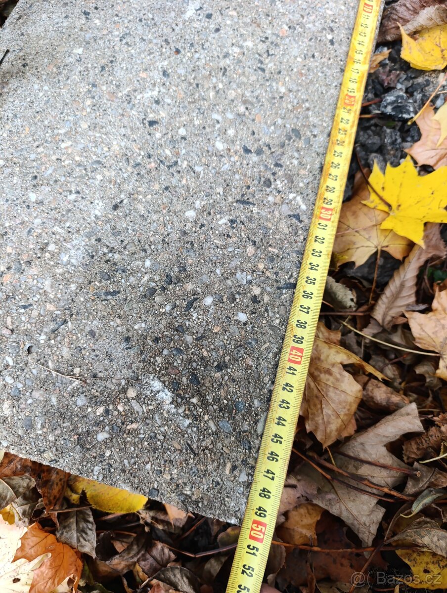 Prodám čepky na sloupky - 2