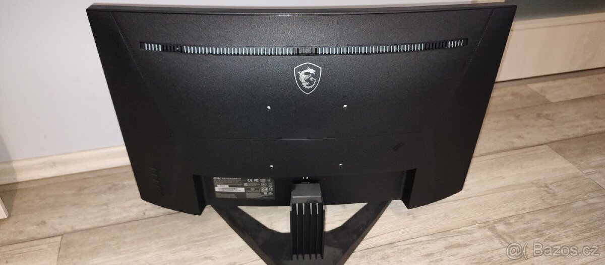 Monitor MSI 24 prohnutý - 2