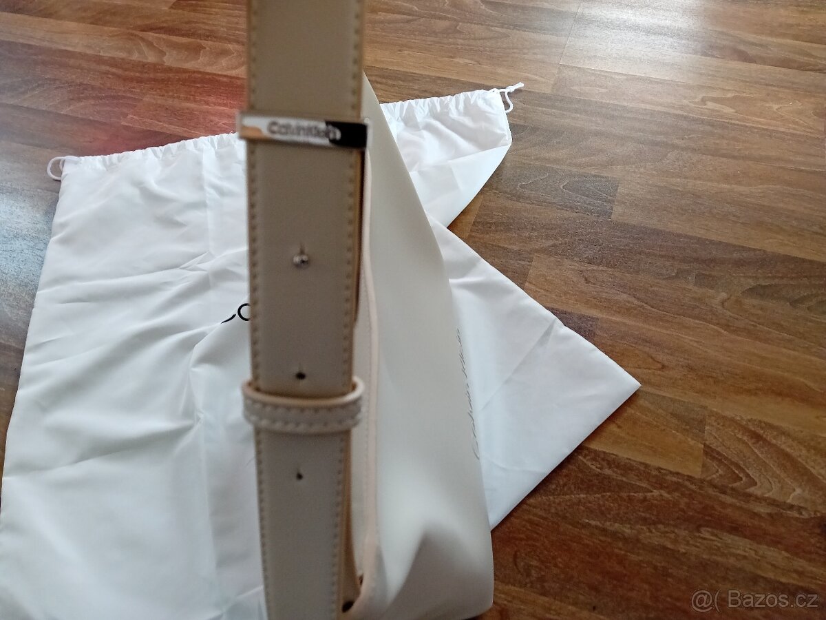 Nová kabelka Calvin Klein - 2