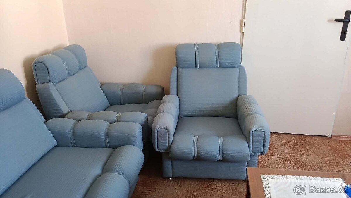 Sedačka + 2 křesla (zachovalé) - 2