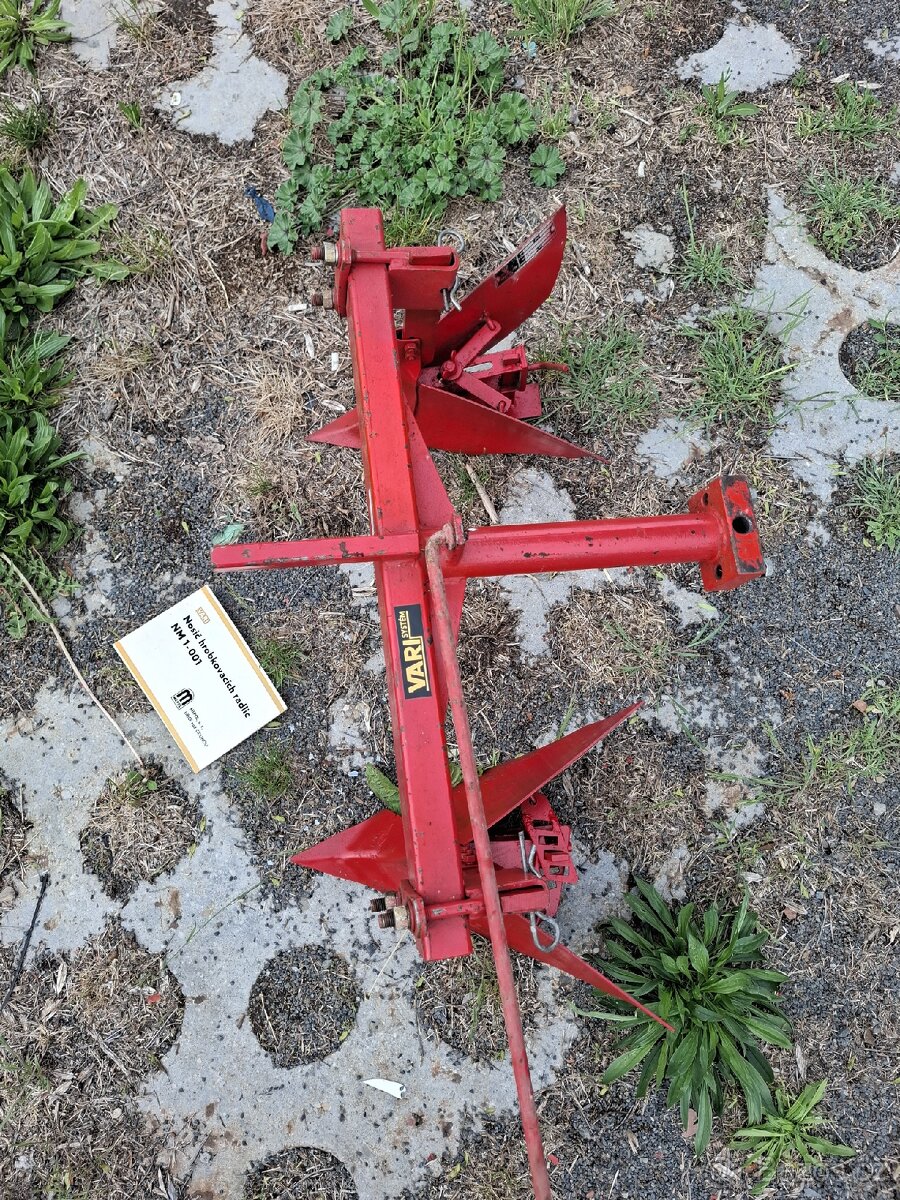 Řádkovač (hrobkovač) tera vari - 2