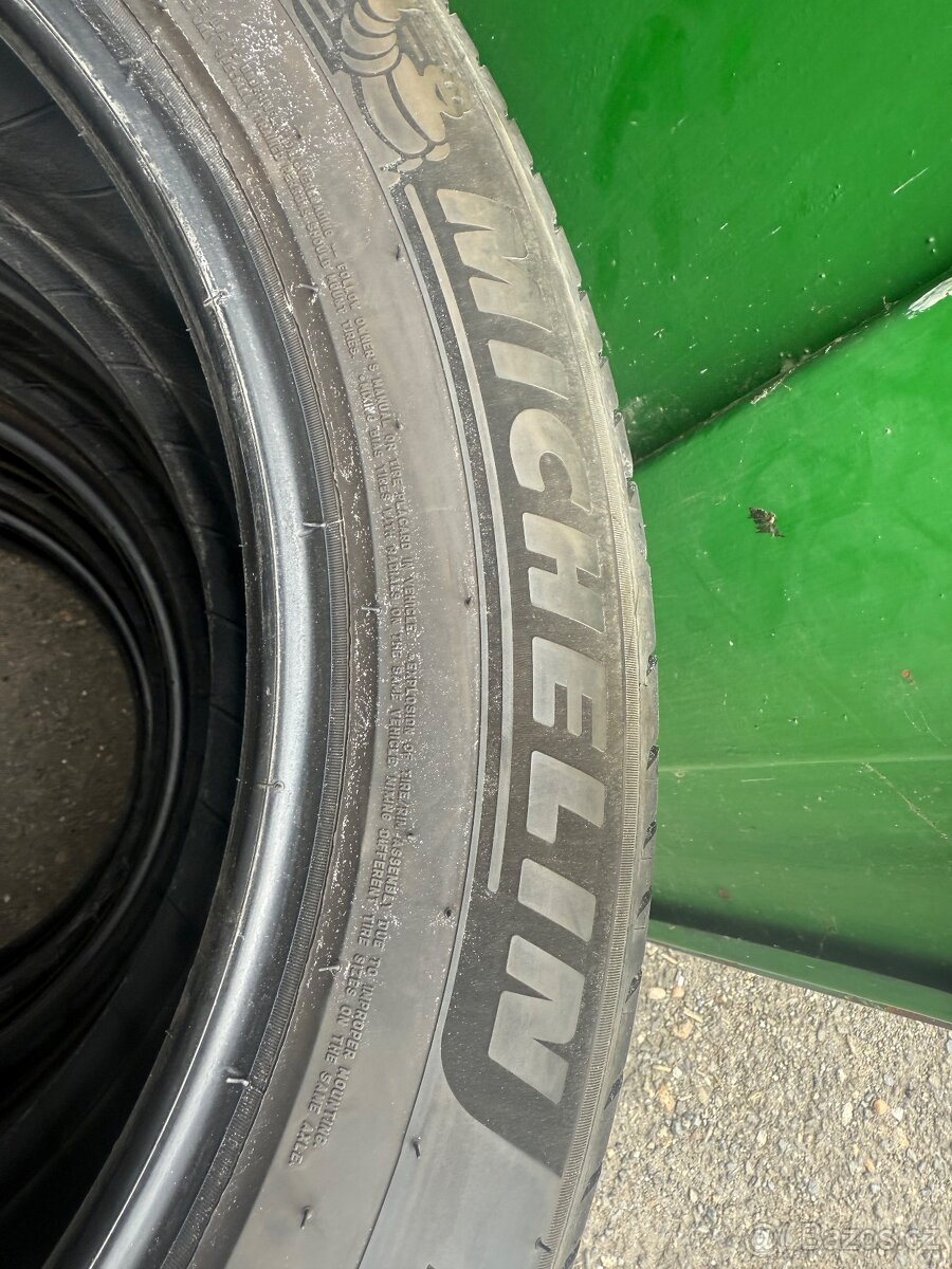 Pneu - 2