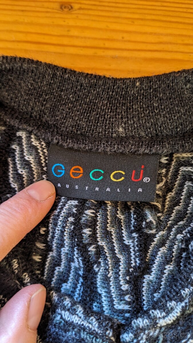 Svetr styl coogi - 2