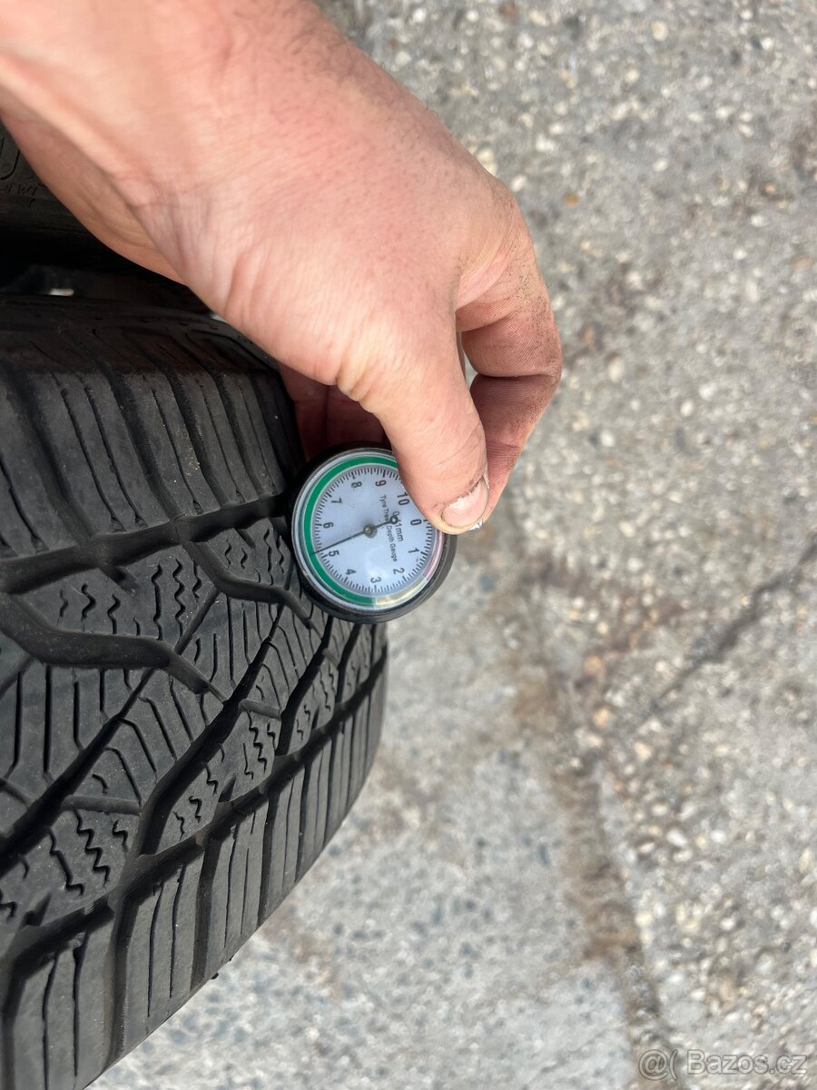 185/65/15 - 2
