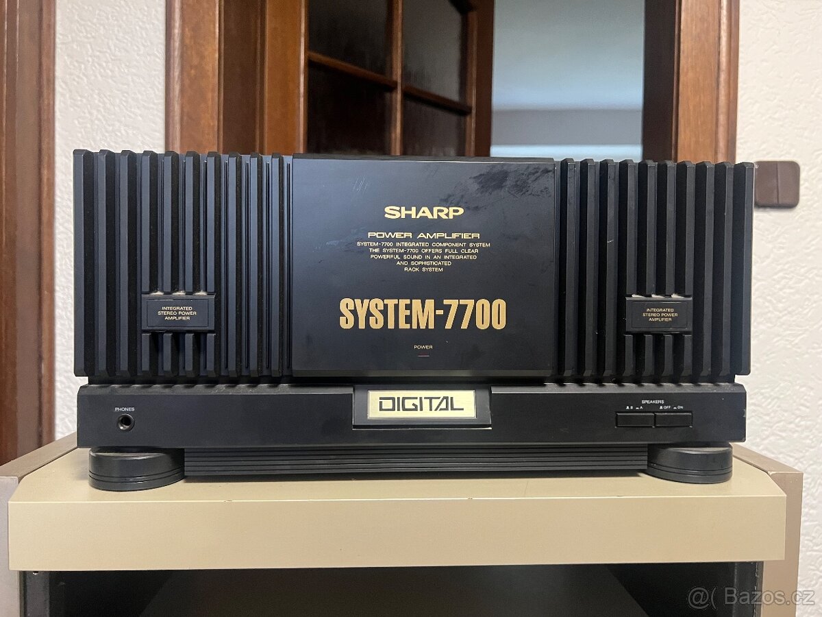 Zesilovač Sharp 7700 - 2