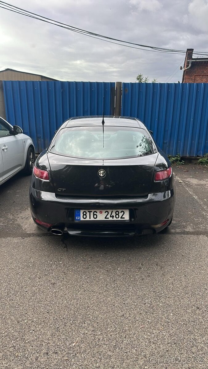 Prodám nebo vyměním alfa Romeo gt - 2