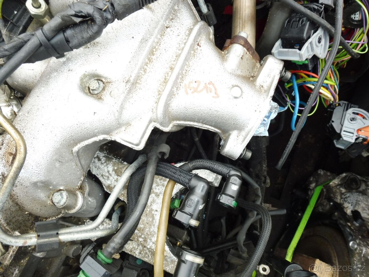 Motor 2.2 HDI 4HX 98 kw najeto pouze 152000km - 2