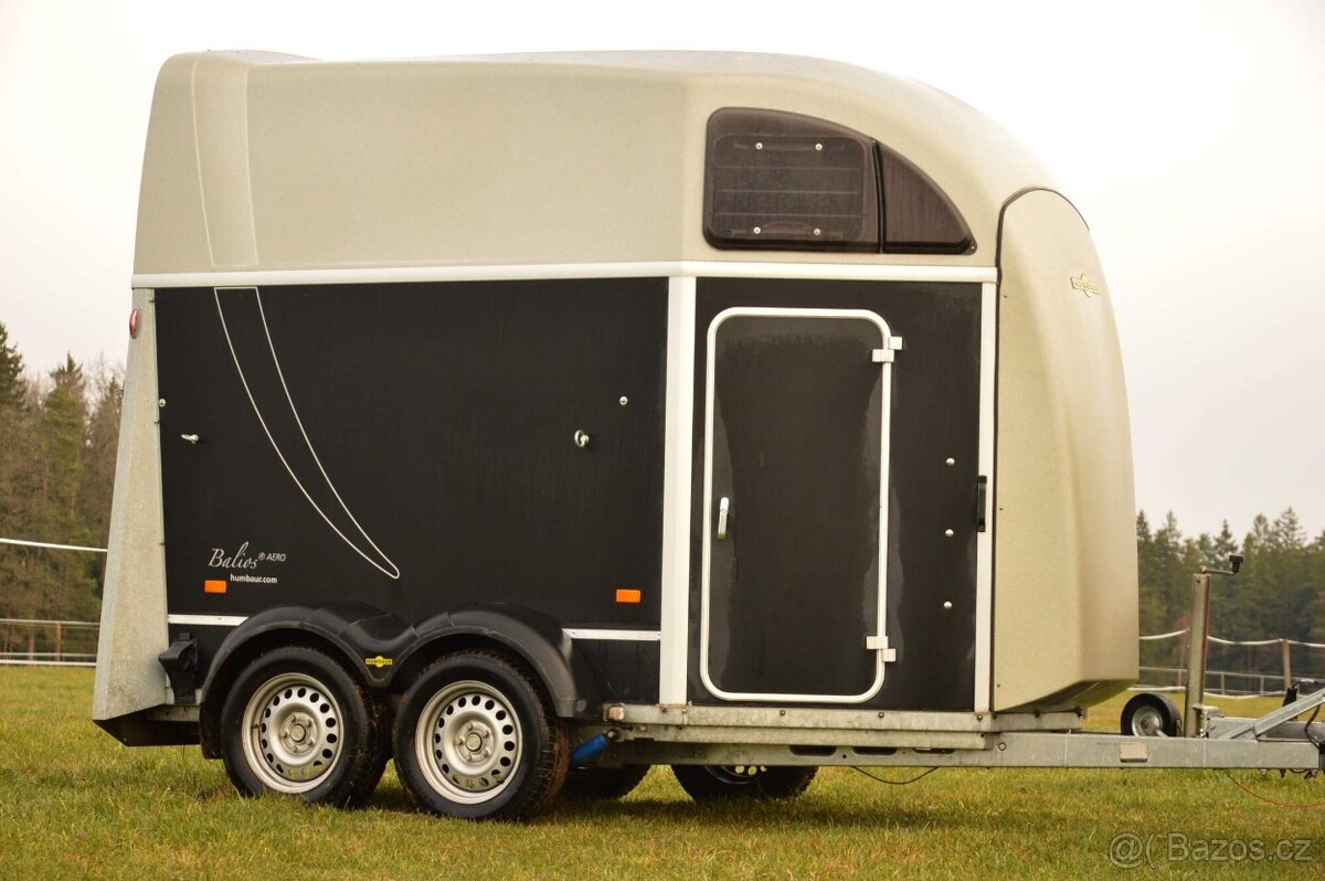 Přepravník pro 2 koně Humbaur Balios Aero - 2