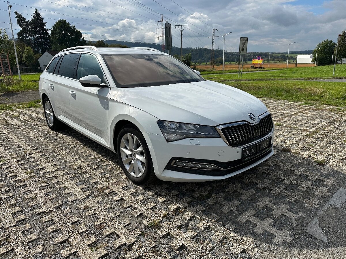 Škoda Superb 2.0Tdi 110kw style Dsg 1 majitel 2021 - 2