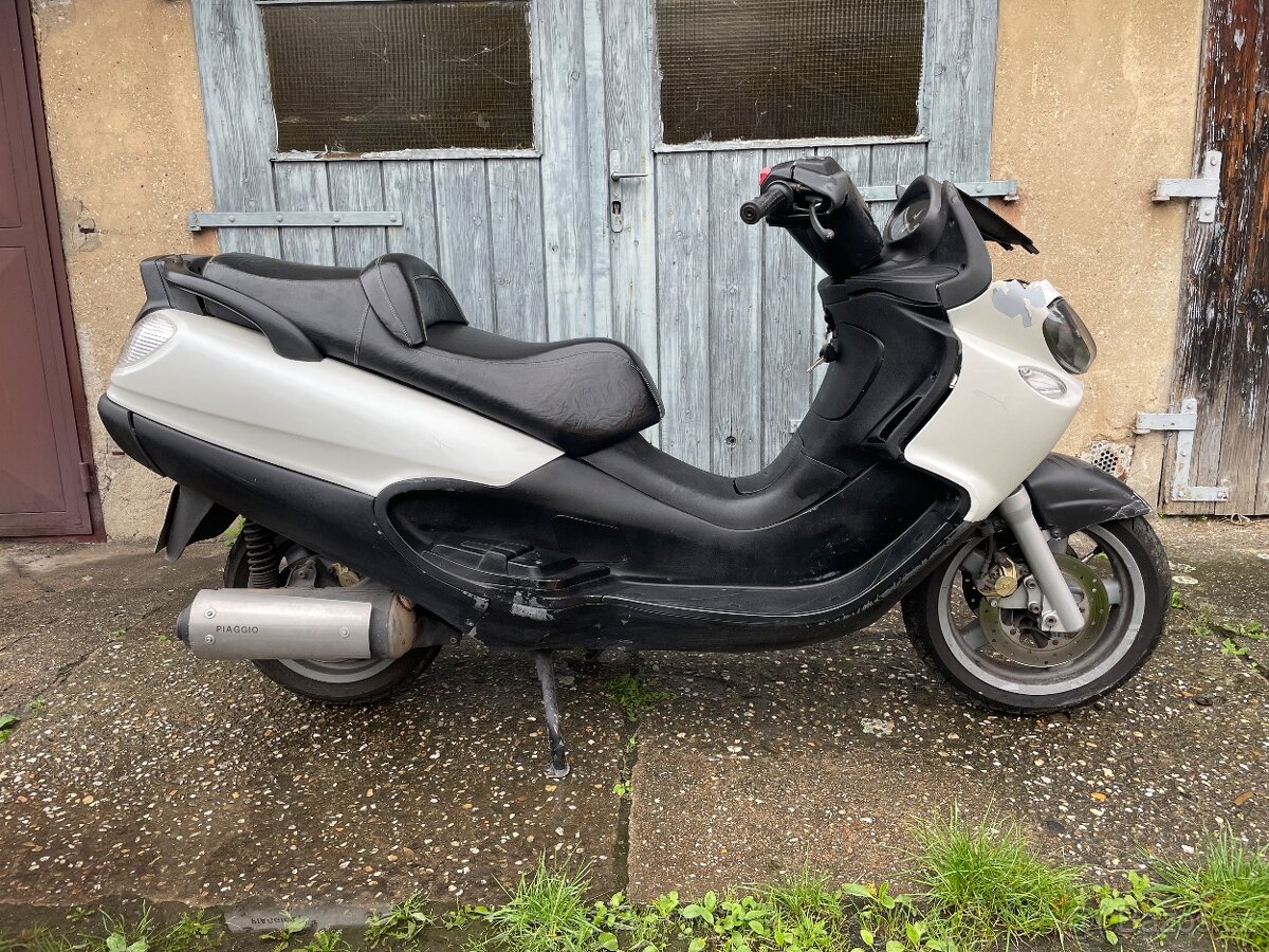 Dily Piaggio X9 - 2