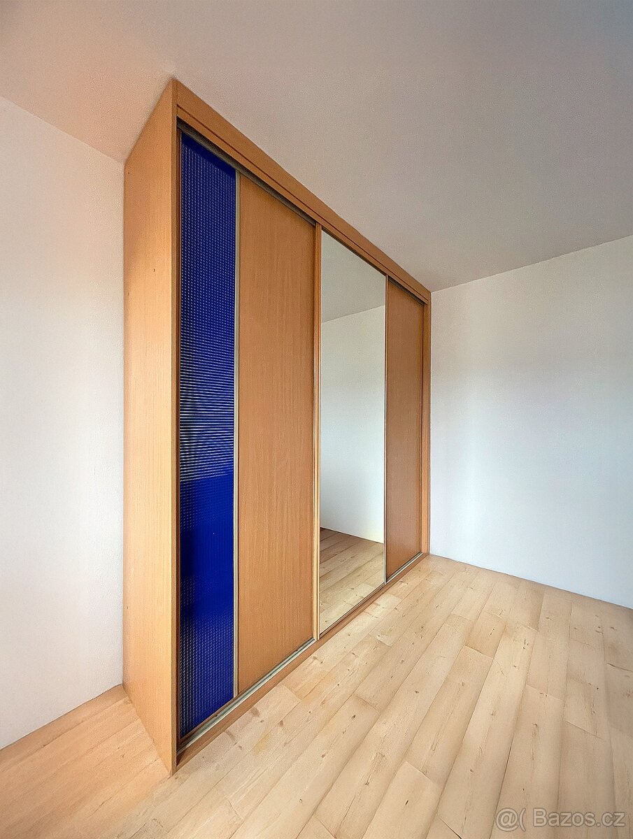 Poctivá skříň Delfi dub - 2