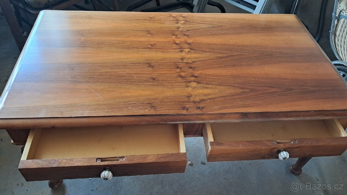 Konferenci stolek + sklo - 2