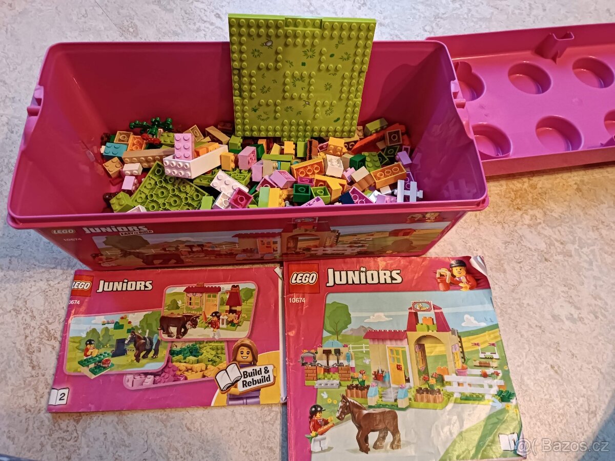 Lego Juniors Pony farma - 2