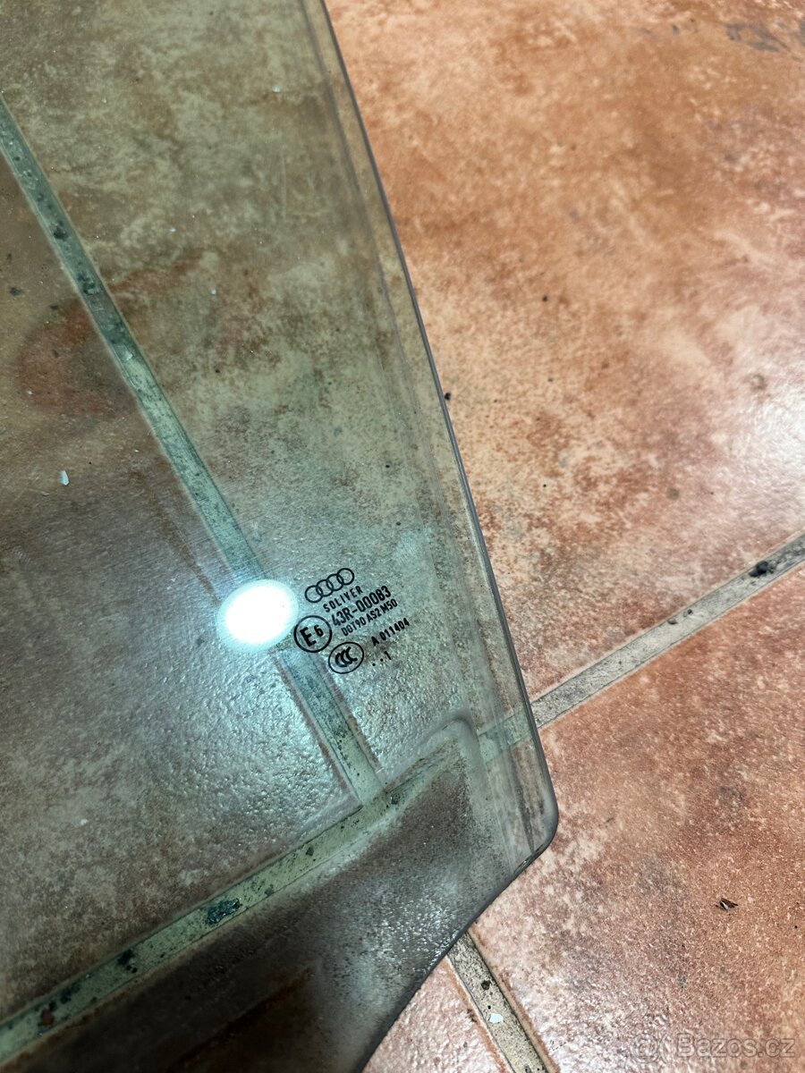 Přední levé sklo Audi A6 C7 - 2