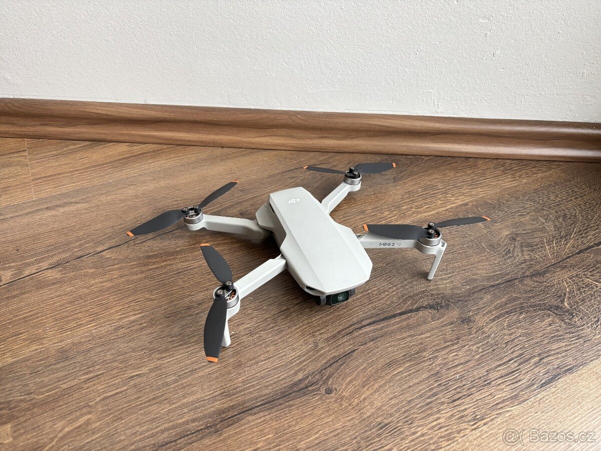Dron DJI Mini 2 SE - 2