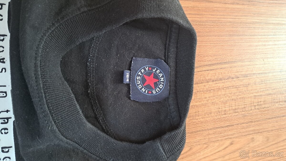 Pánské, chlapecké triko vel. 164/S - 2