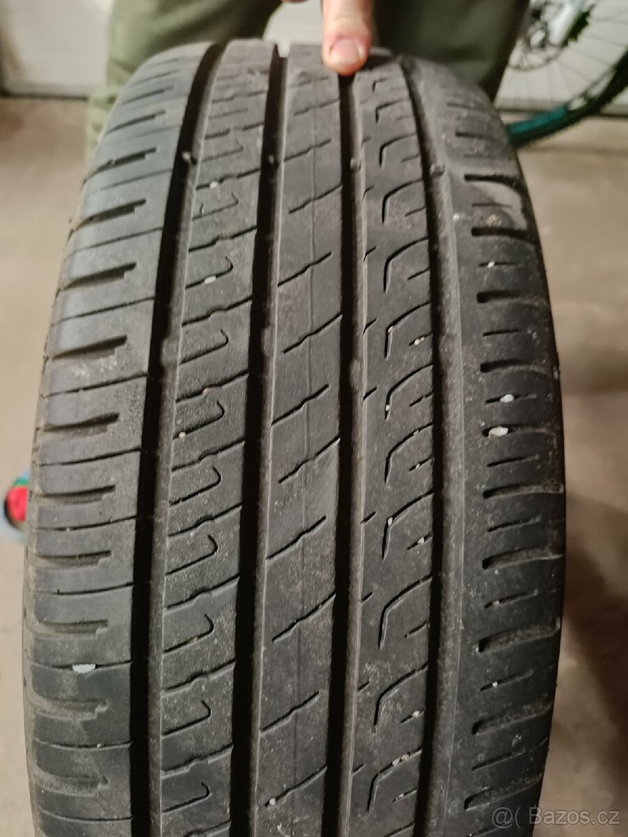 kola skoda fabie - 2