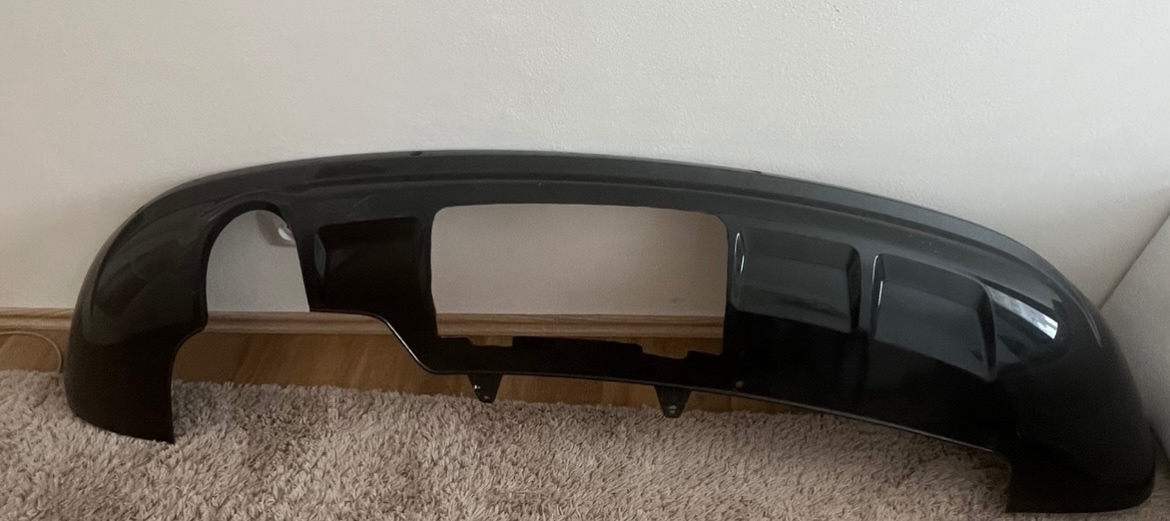 Zadní nárazník - 2