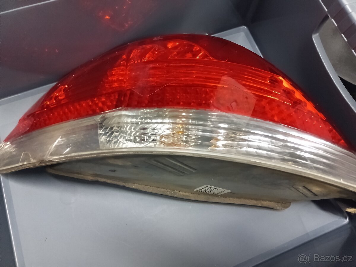 BMW E65 levé zadní světlo - 2