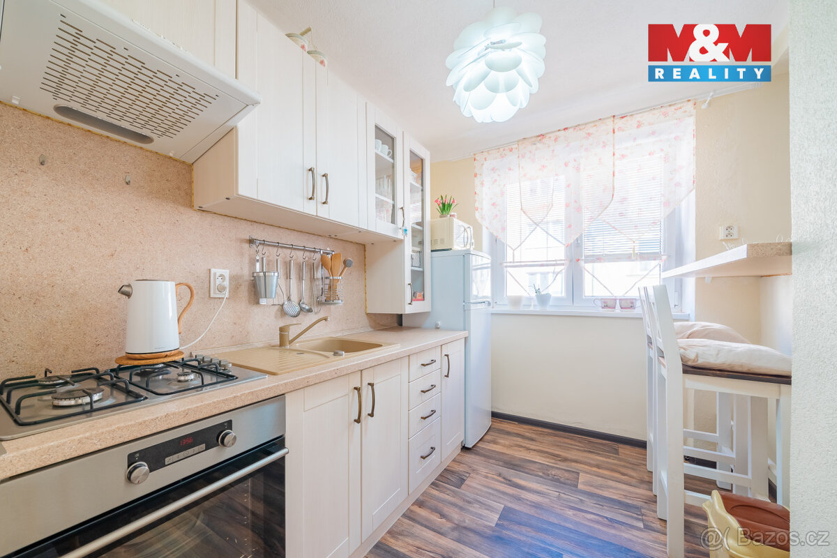 Pronájem bytu 2+1, 61 m², Cheb, ul. Na Hradčanech - 2