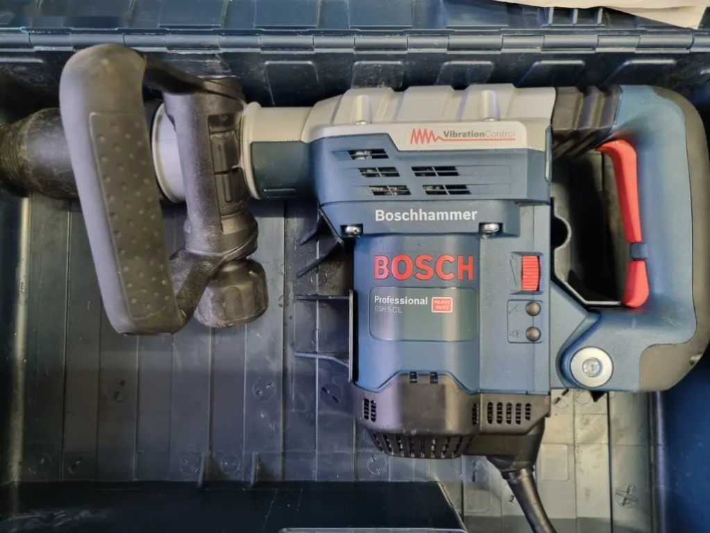 BOSCH GSH 5 CE Sekací kladivo s SDS max - 2