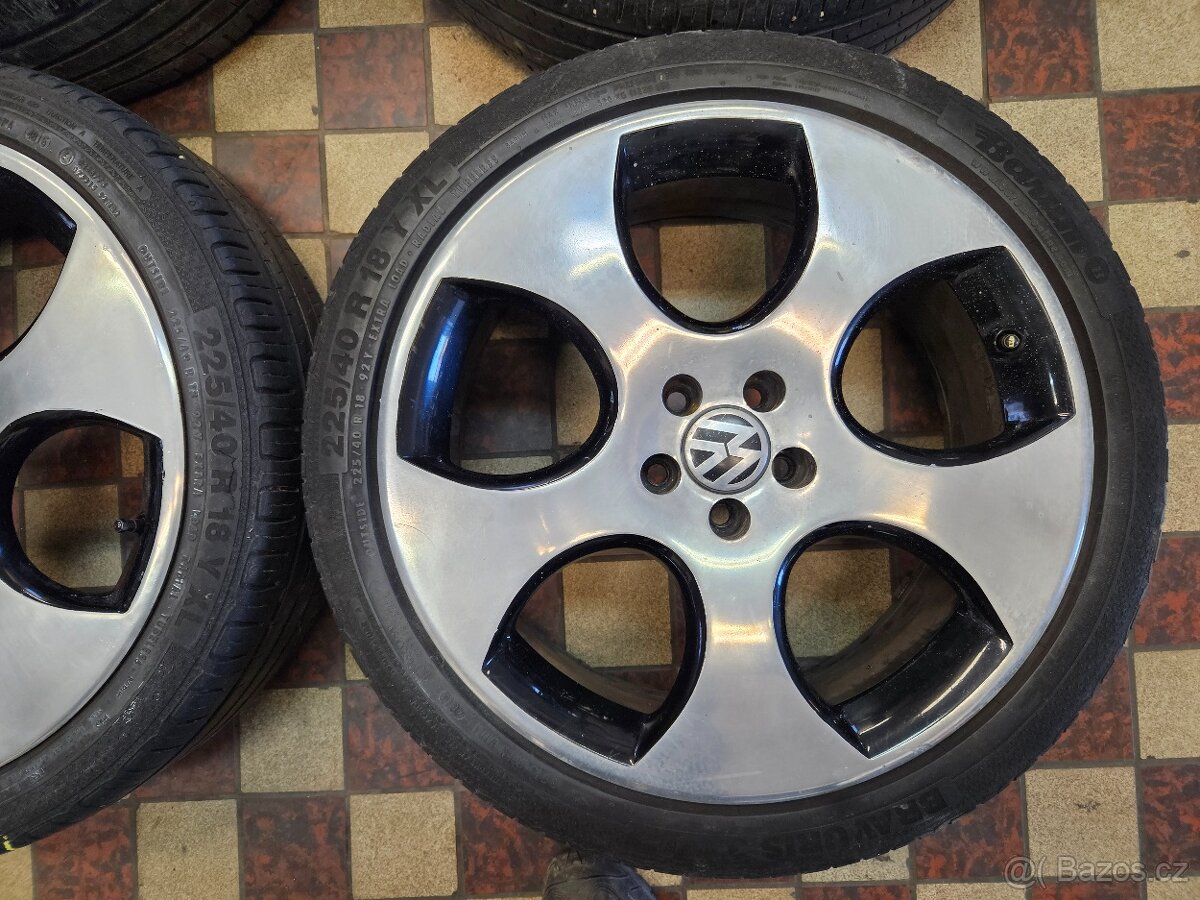 alu kola 18 Vw 5x100x18 e 35 225/40R18 - 2