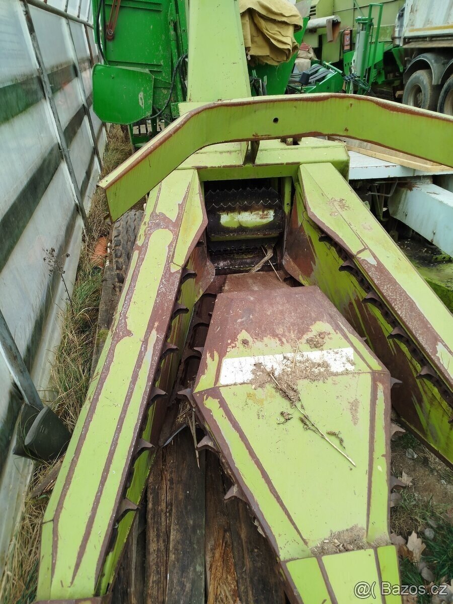 Řezačka na kukuřici štěpkovač - 2