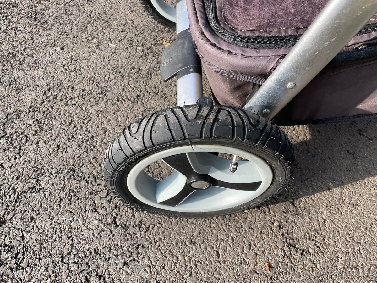 Kočárek trojkombinace Baby Design Husky + Cybex - 2